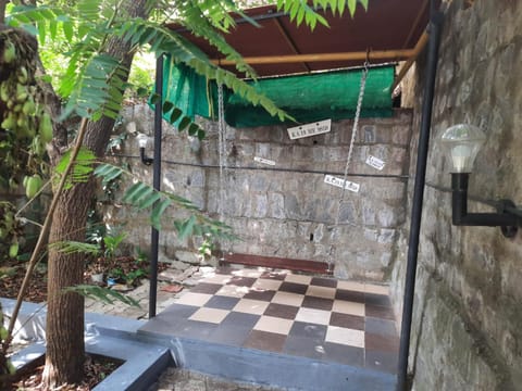 2 BHK house, on premise parking, upto 10 guests House in Mangaluru