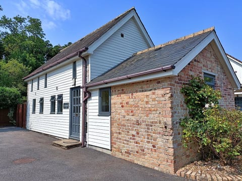 Property building, Street view