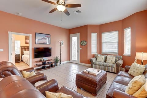 Tropical Niche at Royal Sands Haus in Port Aransas