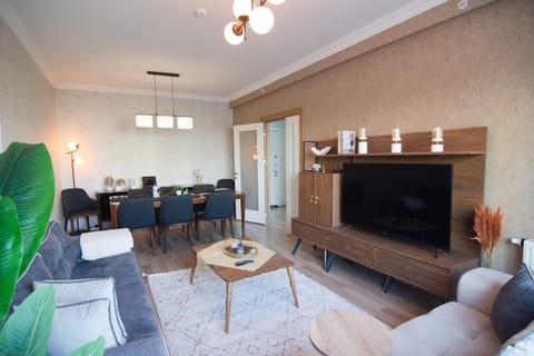 Charming 3bdr Apt In The Heart Of Halkal Merkez Apartment in Istanbul