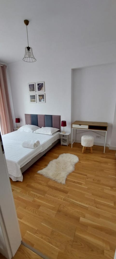 Luxury new apartament private parking Apartment in Bucharest