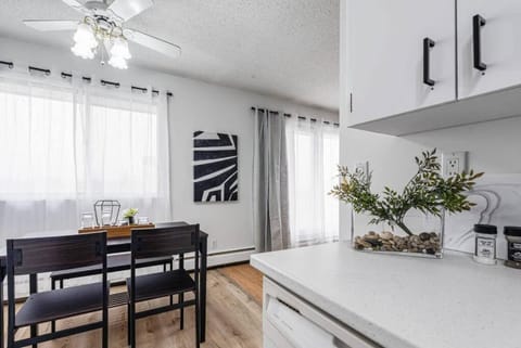 1BR with Balcony Newly Renovated Downtown Copropriété in Fort McMurray