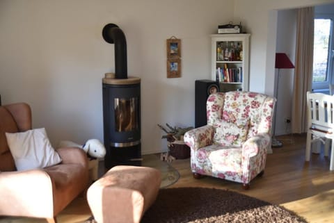 Living room, Seating area, flat iron