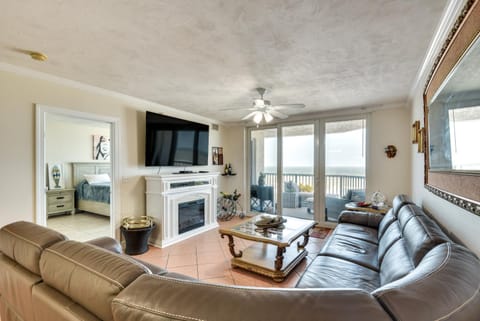 Eclectic Daytona Beach Condo with Breathtaking View! Condo in Daytona Beach Shores