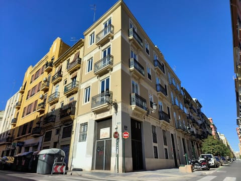 Property building, Facade/entrance