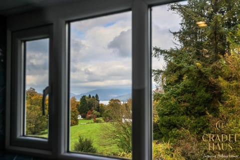 View (from property/room), Lake view, Mountain view