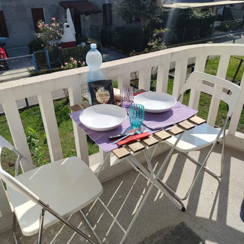 View (from property/room), Balcony/Terrace, Balcony/Terrace, Dining area