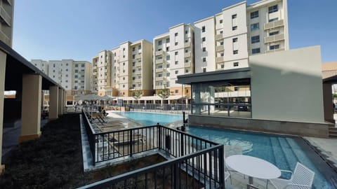 Pool view, Swimming pool