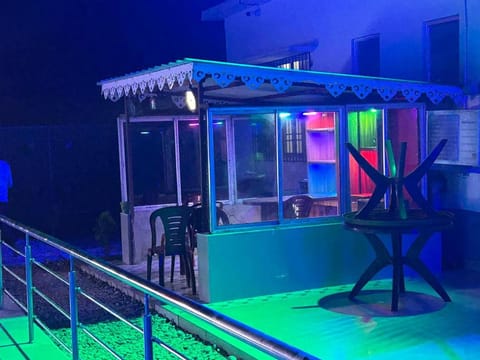 BBQ facilities, BBQ facilities, Karaoke, Nightclub / DJ, Evening entertainment