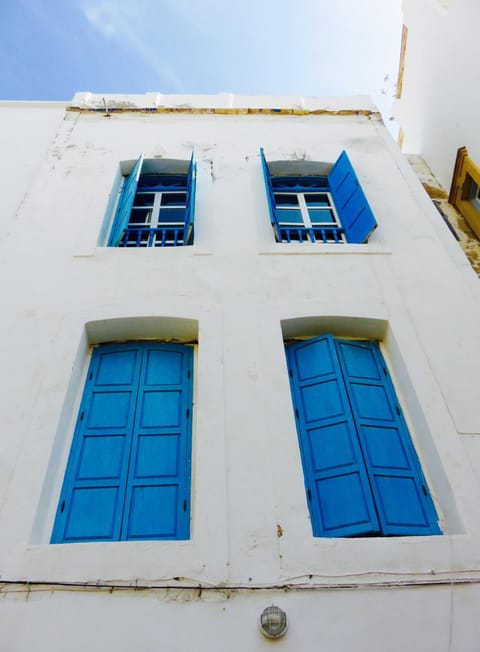 Property building, Facade/entrance