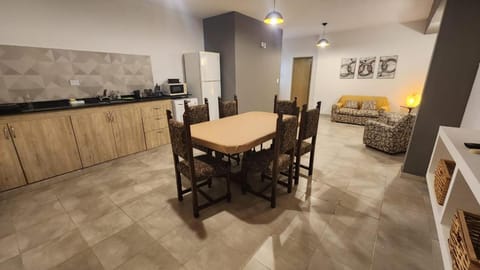 Coffee/tea facilities, Kitchen or kitchenette, Living room, minibar, stove