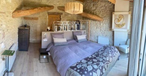 Manoir des Sources Bed and Breakfast in Uzes