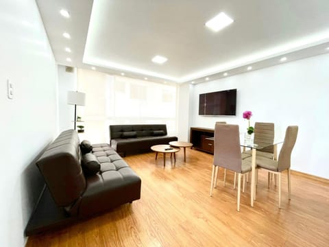 ItsaHome Apartments - Torre Seis Condo in Quito