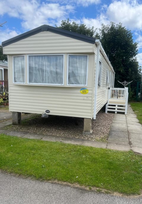 The Luxury Wolds Retreat 6 Berth 3 bedrooms beds made for arrival WIFI Apartamento in Ingoldmells