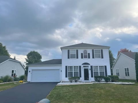 Family home on fescue Casa in Aurora