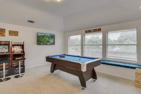 Luxurious Paradise home with Pool hot tub & Game room Haus in Garland