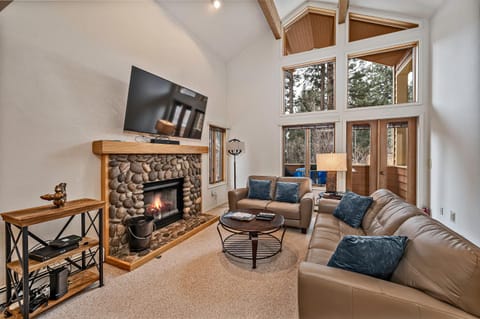 5 McCloud - Bright and Quaint Living Casa in Incline Village