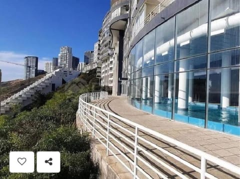 Departamento exclusivo con acceso directo a playa Cochoa-Reñaca Apartment in Vina del Mar