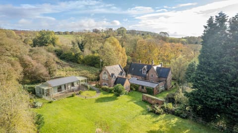 Country House with 7 bedrooms and 3 buildings Villa in West Lindsey District