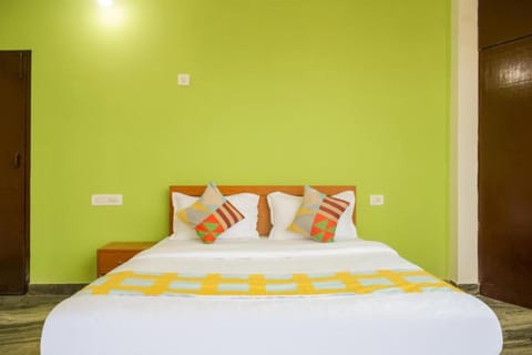 Goroomgo Elite Stay Bhubaneswar Near Shri Shiridi Sai Mandir - Prime Location with Spacious Room - Best Hotel in Bhubaneswar Hôtel in Bhubaneswar