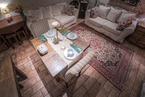 B&B Il Grottino Di Assergi Bed and Breakfast in Abruzzo