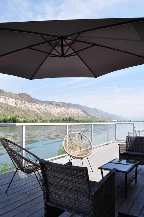 4 BR Home - Close by the River House in Kamloops