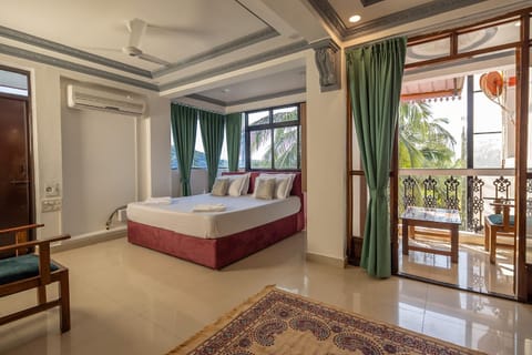 Bed, Balcony/Terrace, Bedroom