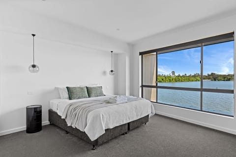 Edgewater on Irvine Maison in Yarrawonga