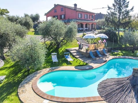 Large Villa with pool, garden near Trasimeno Lake Villa in Umbria