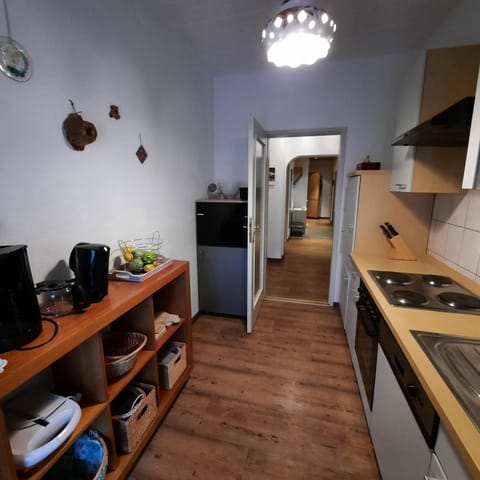 Property building, Kitchen or kitchenette, Living room