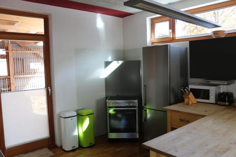 Kitchen or kitchenette, oven, stove