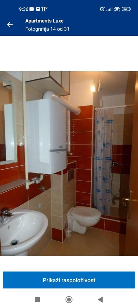 Shower, Toilet