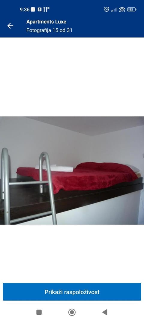 Bedroom, bunk bed