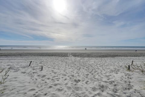 Luxury North Myrtle Beach Condo, Steps to Beach! Condo in North Myrtle Beach