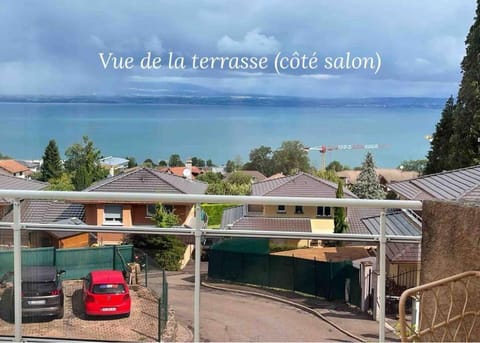 Balcony/Terrace, Lake view