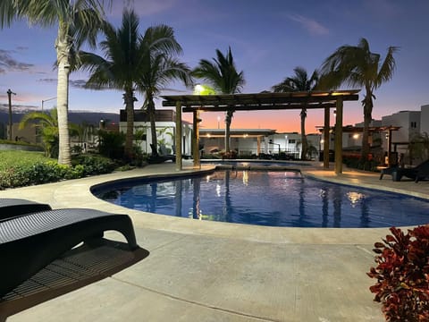 Pool view, Swimming pool, Swimming pool