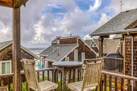 Cannon Beach Saltbox Cottage House in Tolovana Park