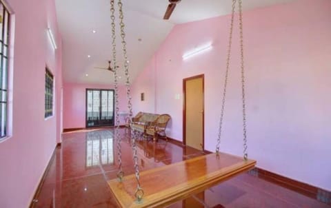 Vintage Luxury Villa Villa in Puducherry