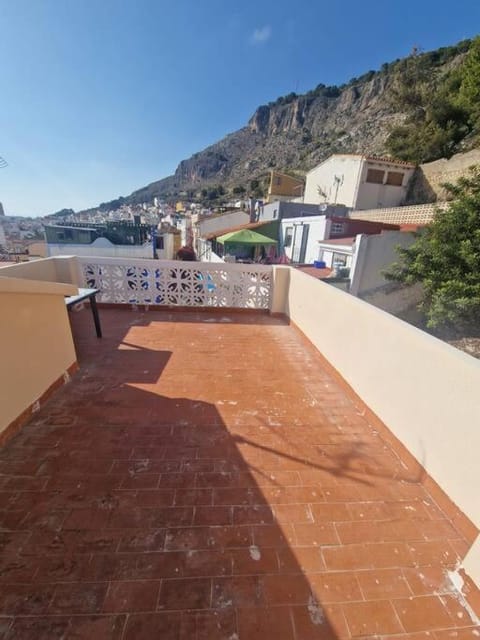 View (from property/room), Balcony/Terrace, Mountain view