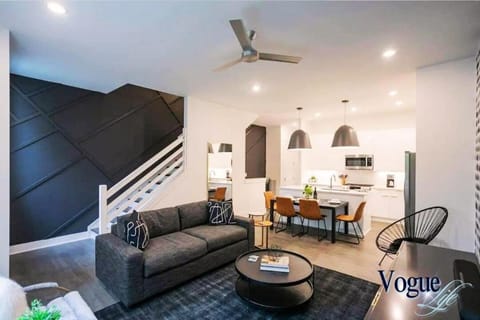 Vogue Life Trendy 4br House All Ensuites Apartment in East Nashville