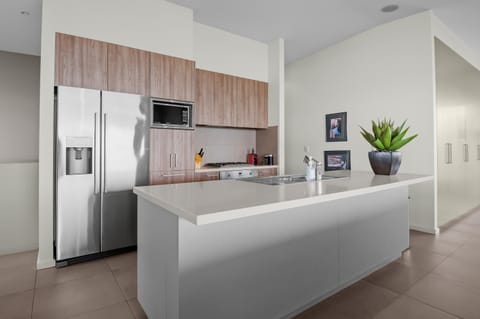 Kitchen or kitchenette, kitchen