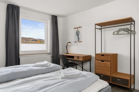 CASSEL LOFTS - Komfortable Wohnung für 4 mit Balkon nahe VW-Werk Apartamento in Kassel