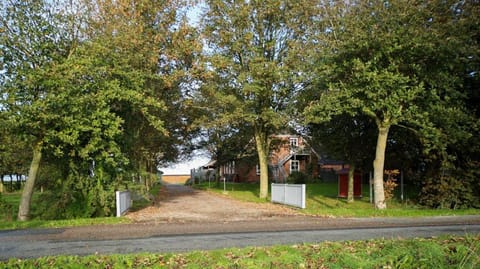 Ferienwohnung-Strand-Edomsharder-Hof-Nordstrand Apartment in Nordstrand