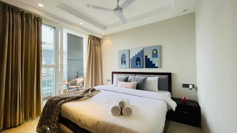 BluO 1BHK Suite - Balcony, Lift, Gym, Parking Hotel in Gurugram