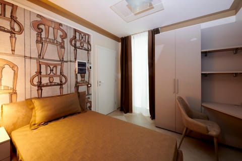 Bed, Photo of the whole room, Bedroom, wardrobe, air conditioner