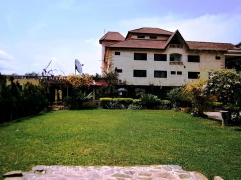 Accra Royal Castle Apartments & Suites Condominio in Ghana