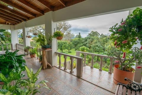 Espectacular Eco-Villa Kikillo en Costa Rica Villa in Heredia Province