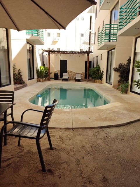 Pool view, Swimming pool