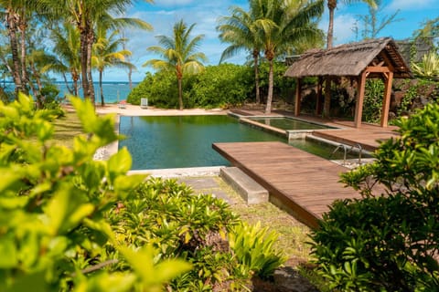 Stunning Belle Mare Beachfront luxury Apartment Apartment in Flacq District, Mauritius