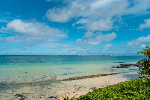 Stunning Belle Mare Beachfront luxury Apartment Apartment in Flacq District, Mauritius